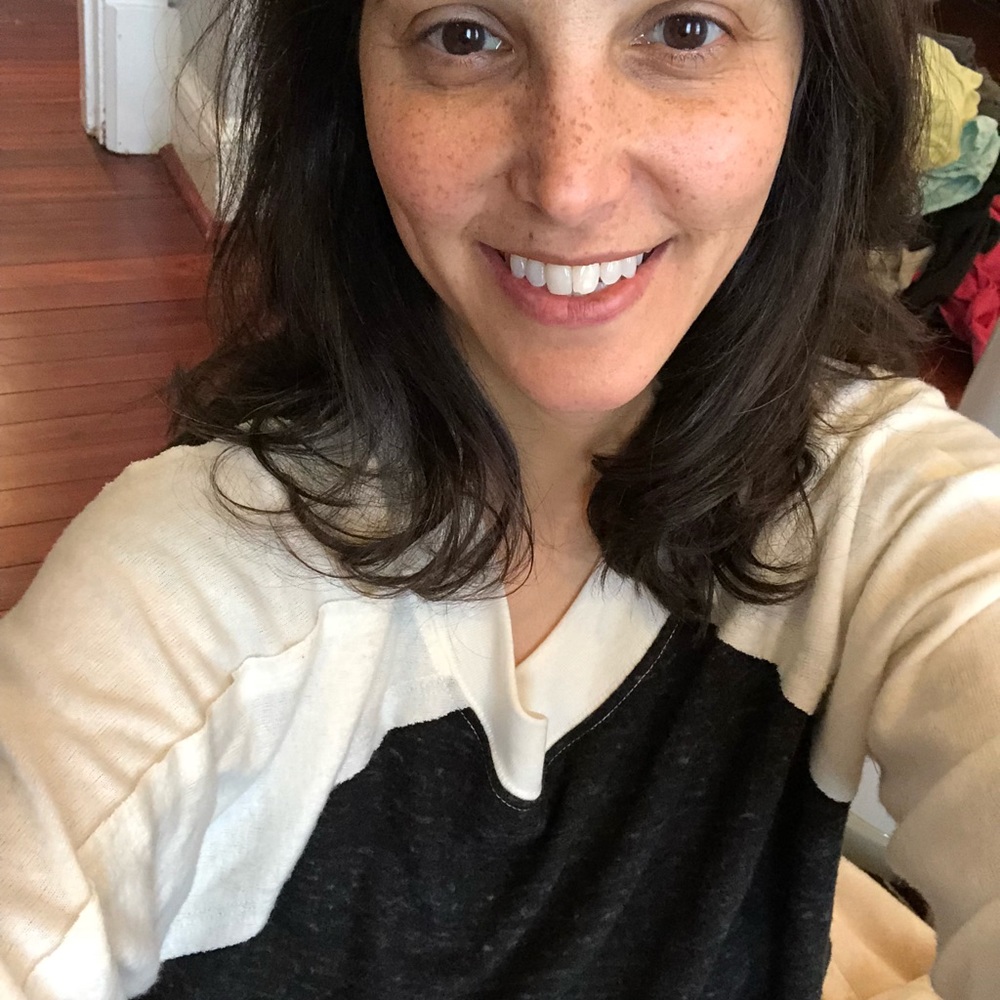 Meet your Posher, Mia